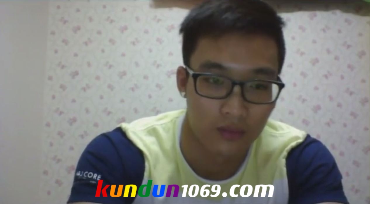 [CHINESE] MALESHOW – SPECKY HUNK WEBCAM