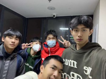 [CN SOLO] PBJ40L 專訪調教直男 田徑運動生 劉XX (118 Clips + 145 Pics)