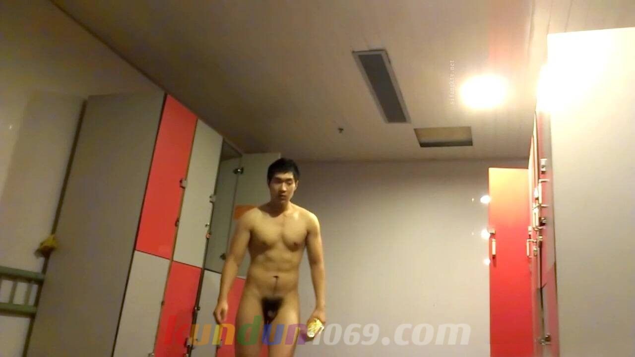 [CN] 丰台游泳馆男浴室更衣室 [16-35]