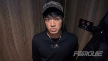YI1016042 スタッフ一押し★『こんなとこでヤッちゃいました!!』人気体育会系男子が再び・・某デパートのトイレで大量発射を初披露!!
